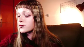 la_femme_fatale_ recorded nude video 302161