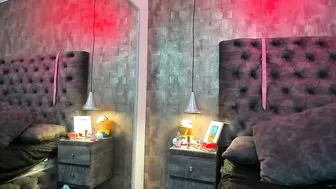 yiyisandoval live cam show (10-31-2025)