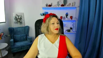 Ninastarle nonude naked on cam