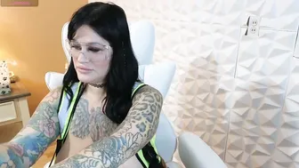 Julianaxxxrose 10/31/2025