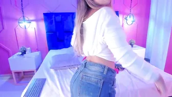 atenea_cute21 cam chat 10-31-2025