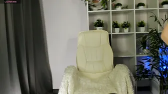 ashley_angely 31-Oct-2025 new
