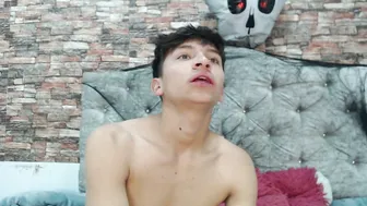 Afroditaanderoscs cum - 10/31/2025