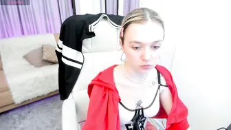 lucia_copper webcam show 10-31-2025