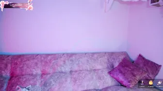 dark__nymph on live cam (10/31/2025)