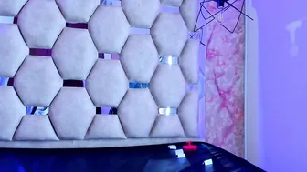 Dollraven hot webcam porn video 10-31-2025