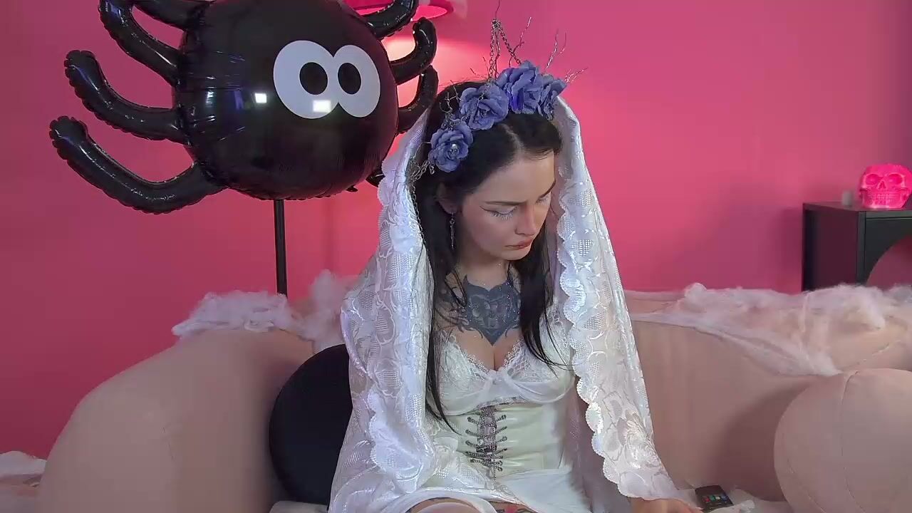 mollymillsen chat cam porn 31 October 2025