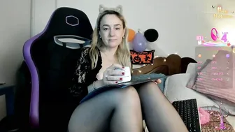 dulcejulia naked - (11/01/2025)