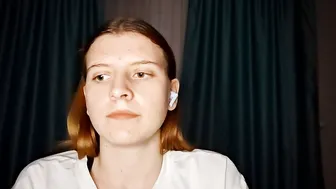 Lucileourth shy webcam chat
