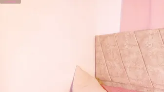 naomiivega new naked on cam
