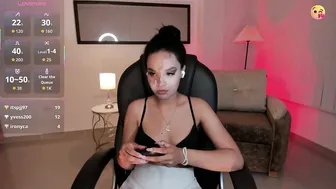 Ayshel_cooperr bigass cam girl