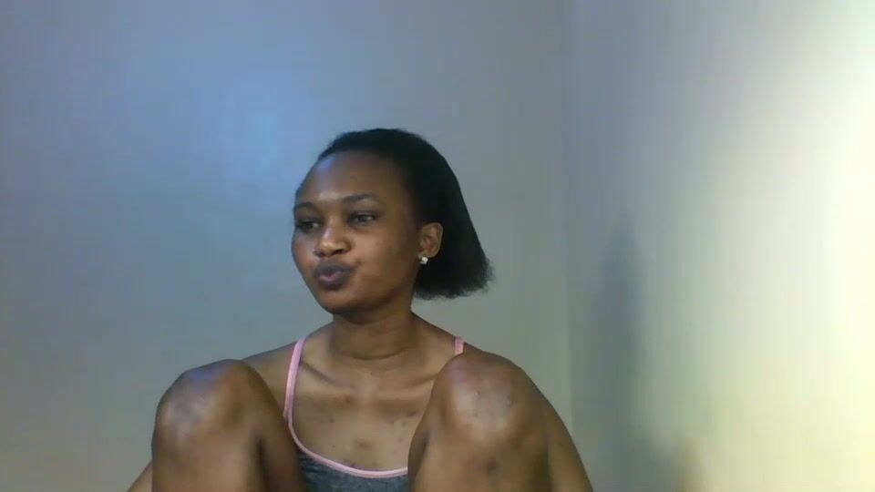 Prettie_candy9 naked on cam (11-01-2025)