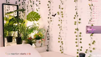 carlymilton stream video cam