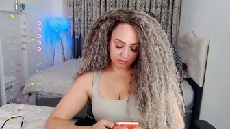 _just_a_queen_3 findom - 11/02/2025