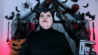 Vanessa_moka cuckold 02-Nov-2025