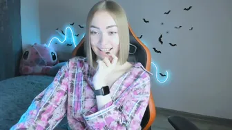 larakrein_lk recorded nude video 308484