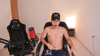 saenz_hotx latino live webcam show
