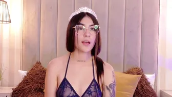 Violetblaze sex chat cam 03-Nov-2025
