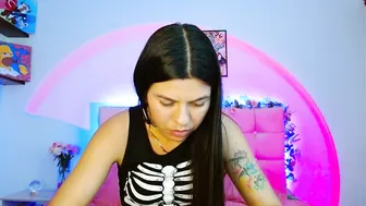 layla_roma recorded nude video 31301