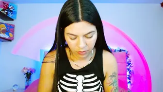 layla_roma recorded nude video 31301