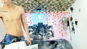 Alexandluke1 porn sex chat - 14-May-25