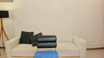 Sunnyrivers_ amateur live cam video 05-14-2025
