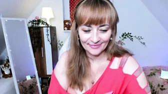 Naughtymilane chat xxx 17-May-25