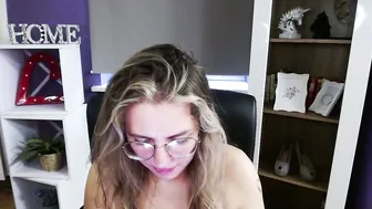 Blackrosezoey (11-03-2025) tease