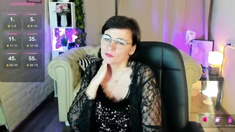 daaamnmature bigass porn cam video