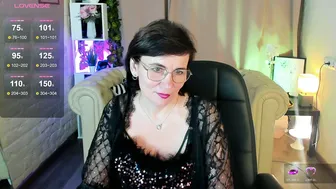 daaamnmature bigass porn cam video