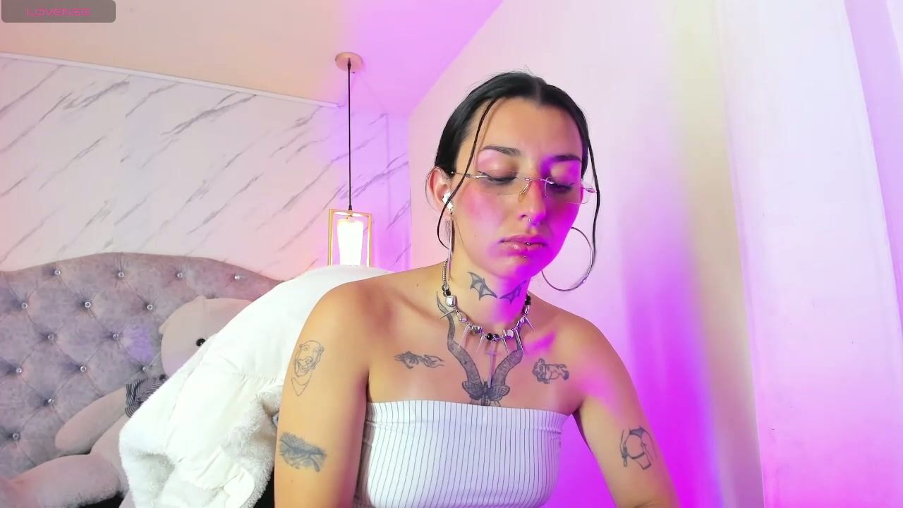 iris_77 sex chat 11-03-2025