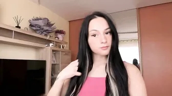 gaylashuhi on webcam (11-04-2025)