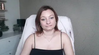 angela_samt 04 November 2025 tease