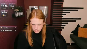 chloevalentinee 04-Nov-2025 young