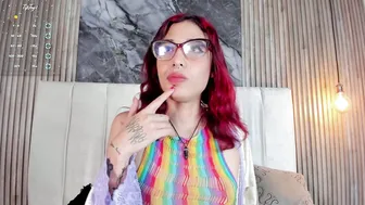 mily__18 on cam 11/04/2025