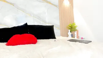 Isaa__sweet sex chat 11/04/2025