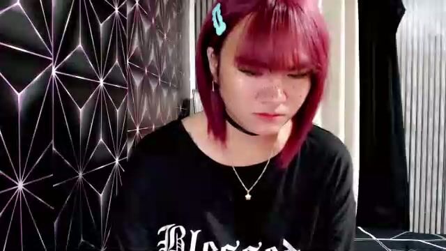 queen_elicktra sex chat 05-Nov-2025
