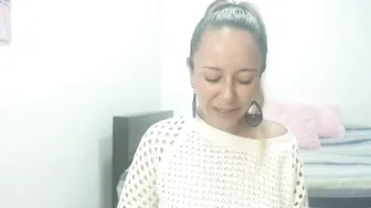 leah_susman on webcam (11/05/2025)