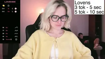 Sexy_sweets on webcam naked on cam