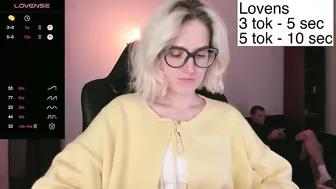 Sexy_sweets on webcam naked on cam
