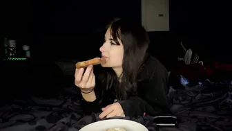 ravyn_nyx party cam porn videos