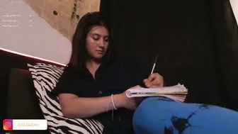 Kisstarxxx video (11-05-2025)