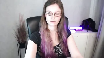 emma_lust94 domination naked on cam