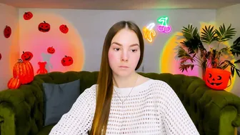 _cuddle_bug_ bigass porn chat video