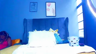 pearlblu38 (11/05/2025) dildo