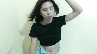 Sexyycici cumshow on webcam