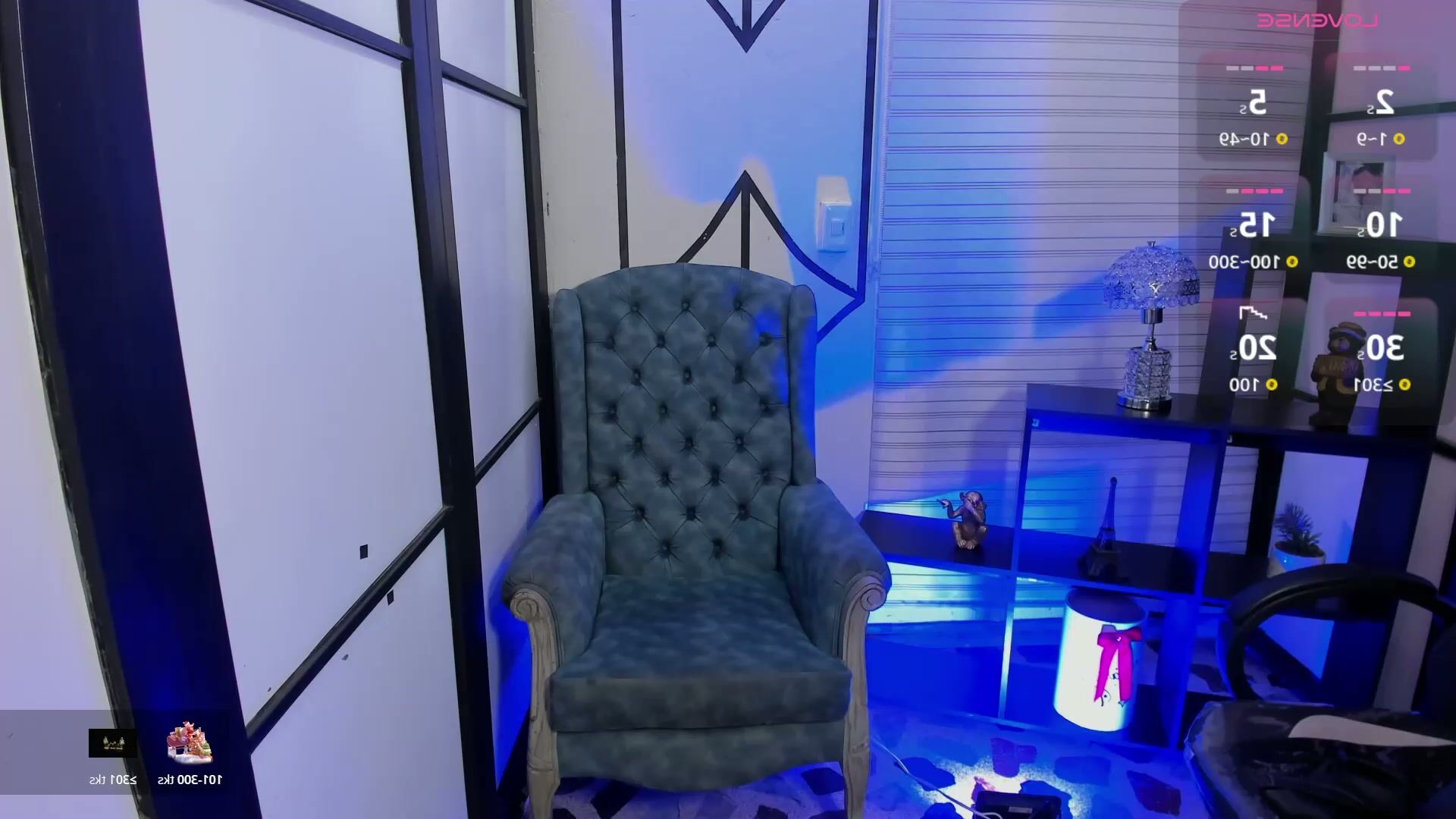 Nahomirichards smalltits 11-06-2025