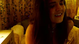 Mindymounds nude video chat 06 November 2025