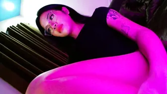 Love_seren petite 06 November 2025