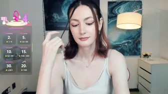 Loradimmick posing on webcam 06 November 2025